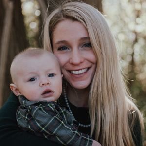 Meet your Posher, Adrienne